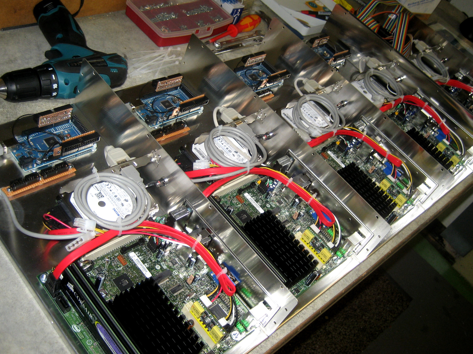 Elektronik-Einbau in den Konfigurator